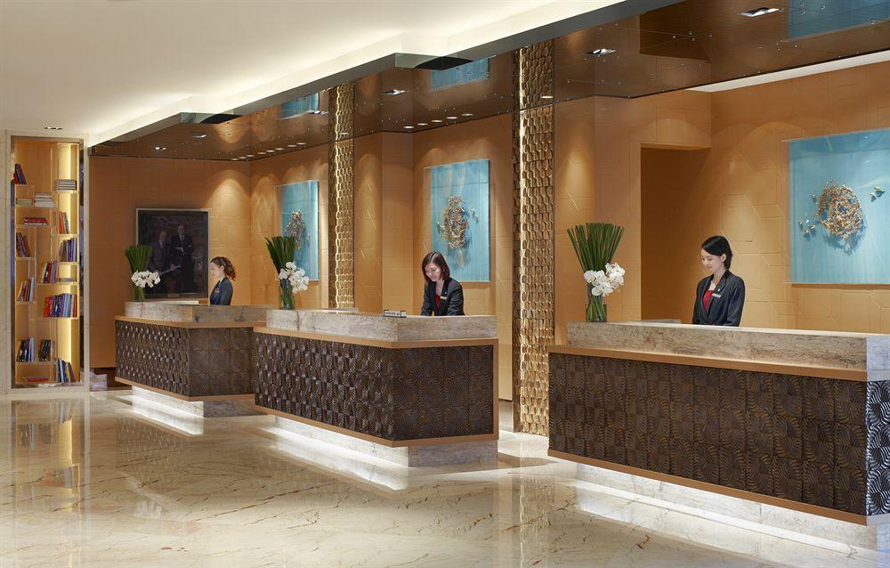 Guangzhou Marriott Hotel Tianhe-Free Shuttle Bus Service & Canton Fair 24 Hours Registration Counter, One Time Free Transportation Service Exterior photo